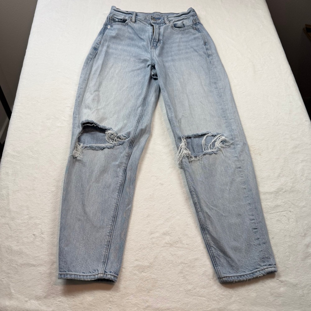 American Eagle Mom Jeans Womens 0 Light Wash Good Distressed High Rise Rigid